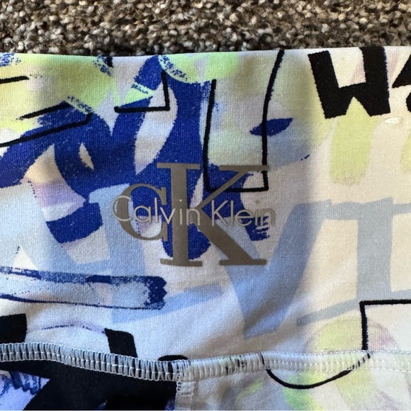 Calvin Klein performance bike shorts Compression shorties pocket running small - Picture 4 of 5